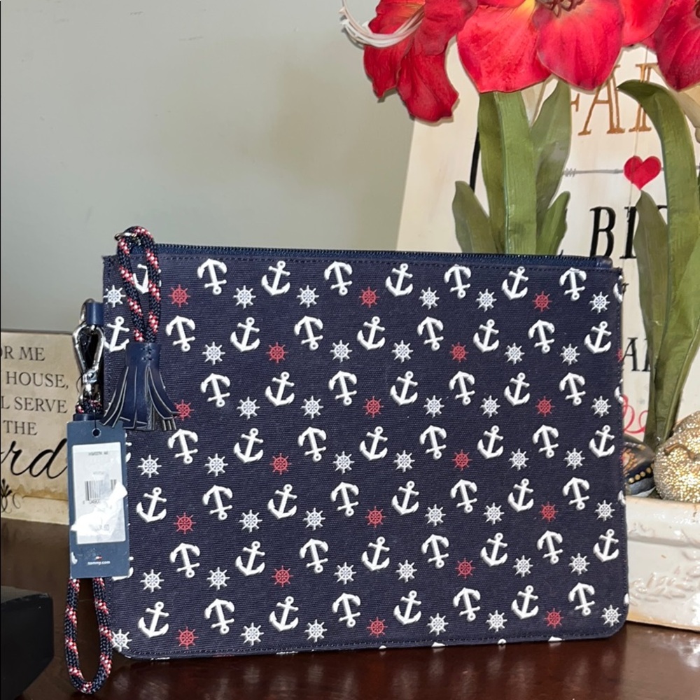 Tommy Hilfiger Navy Nautical Anchor Print Red White & Blue Wristlet Clutch NWT